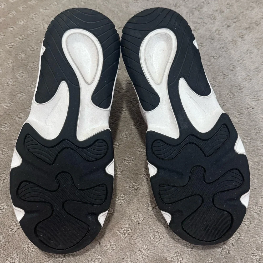 Nike Tech Hera sneakers size 7.5